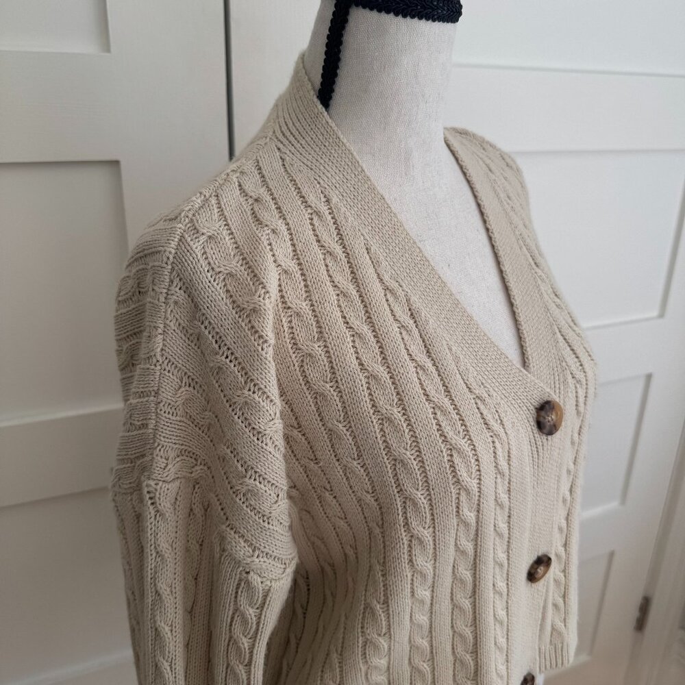 Nasty Gal cozy cable knit cropped cardigan - size S - Picture 2 of 7